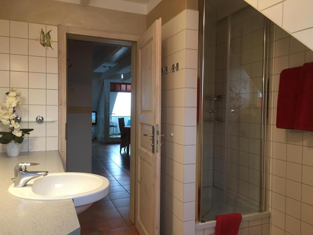 Fewo 27 Strandnahe Ferienwohnung Marlyn Rerik Bagian luar foto